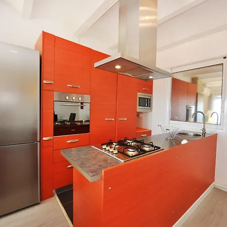 Apartment In With Sea View